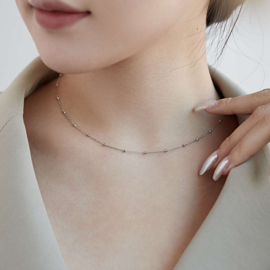 [Noble Jewelry]Small Bead Clavicle Chain Simple Necklace