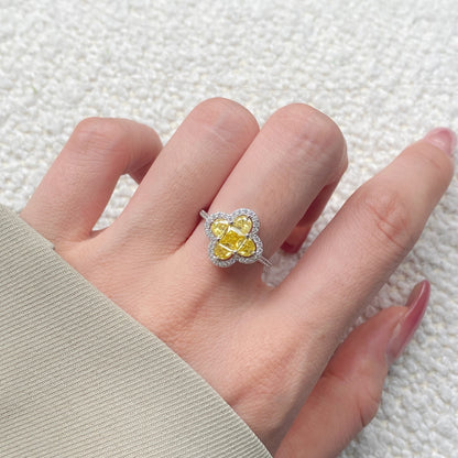 [Noble Jewelry]Luxurious Eternity Flower Shape Banquet Ring