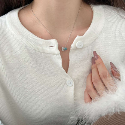 [Noble Jewelry]Dazzling Square & Heart Shape Necklace