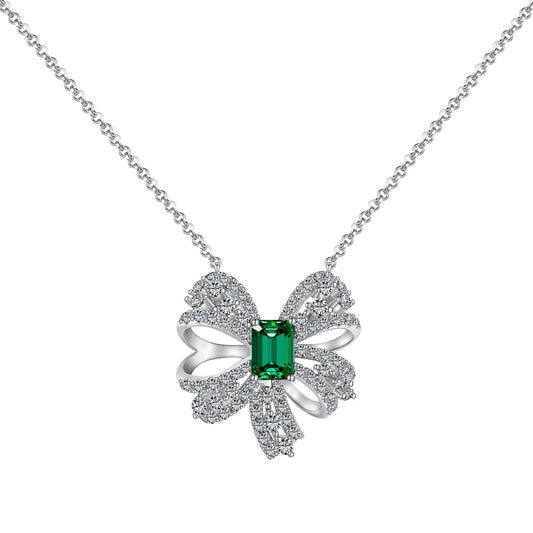 [Noble Jewelry]Luxurious Flower Shape Emerald Cut Necklace