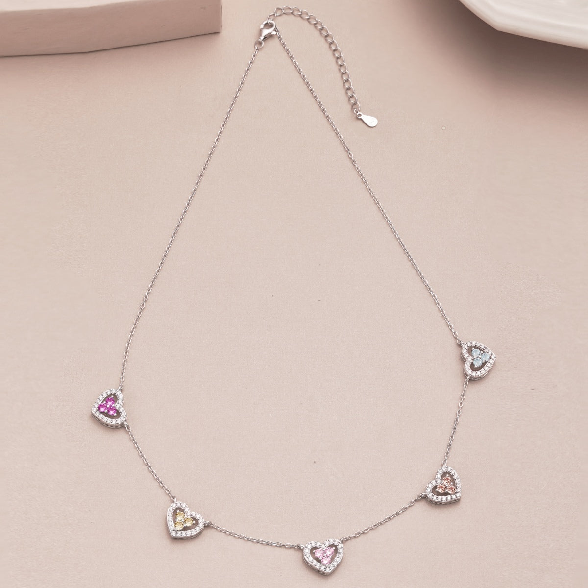 [Noble Jewelry]Sparkling Five Heart Necklace