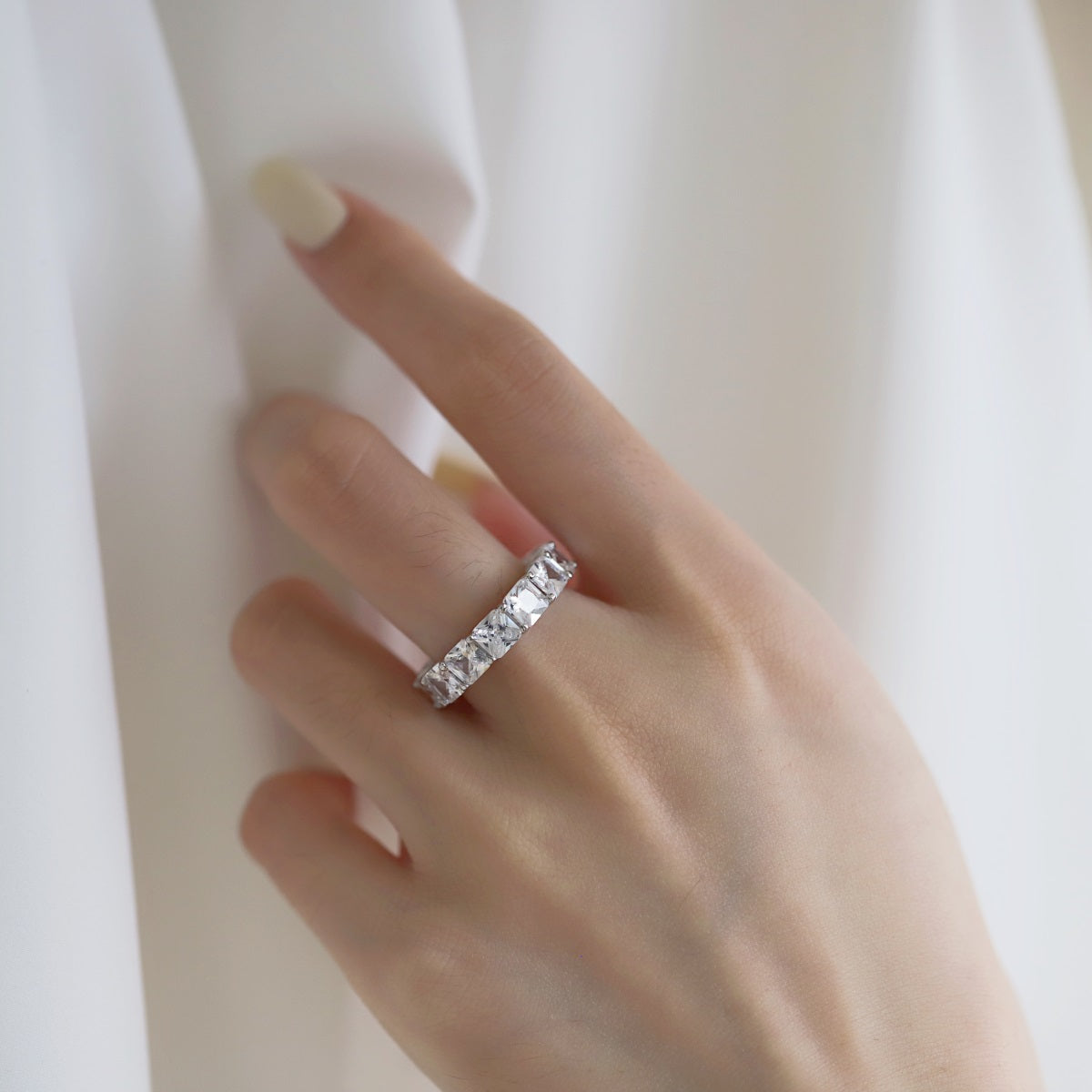 [Noble Jewelry]Elegant Princess Cut Tennis Ring